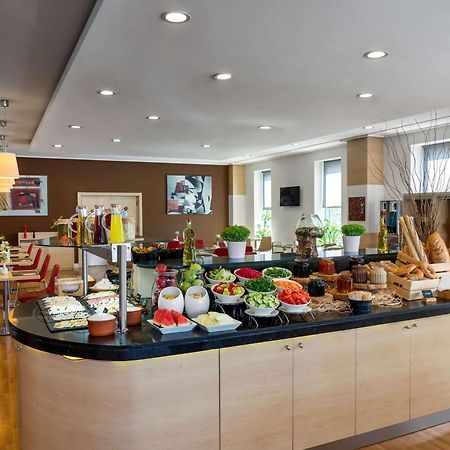 Ibis Adana Hotell Exteriör bild